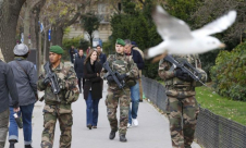  توقيف سبعة يشتبه بصلتهم بهجمات باريس